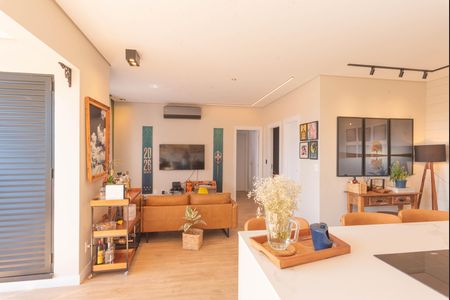 Apartamento à venda com 2 quartos, 77m² em Swiss Park, Campinas