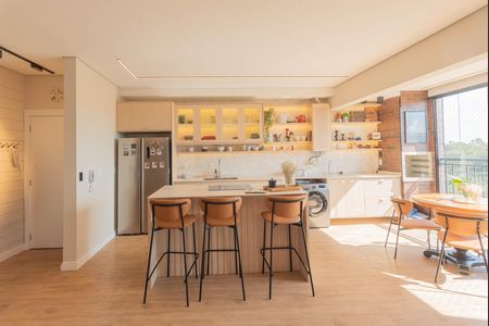 Cozinha de apartamento à venda com 2 quartos, 77m² em Swiss Park, Campinas