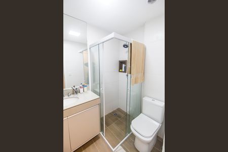 Apartamento à venda com 80m², 2 quartos e 2 vagas Apartamento à venda com 80m², 2 quartos e 2 vagasBanheiro da Suíte