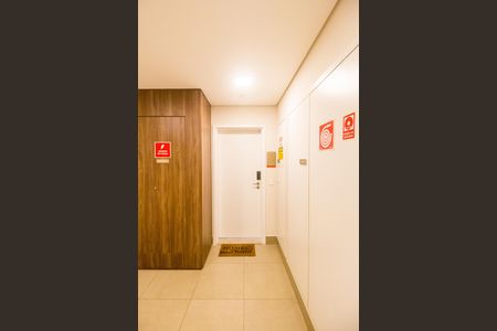 Apartamento à venda com 80m², 2 quartos e 2 vagas Apartamento à venda com 80m², 2 quartos e 2 vagasEntrada