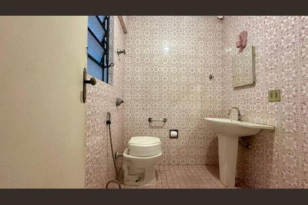 Apartamento à venda com 110m², 3 quartos e 1 vaga Apartamento à venda com 110m², 3 quartos e 1 vagaBanheiro