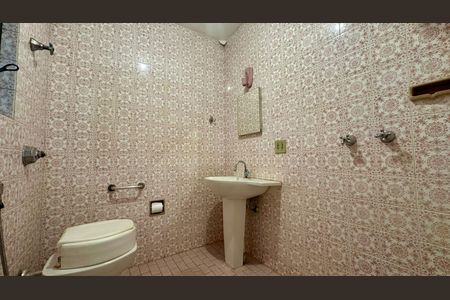 Apartamento à venda com 110m², 3 quartos e 1 vaga Apartamento à venda com 110m², 3 quartos e 1 vagaBanheiro