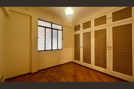 Quarto  de apartamento à venda com 3 quartos, 110m² em Lourdes, Belo Horizonte