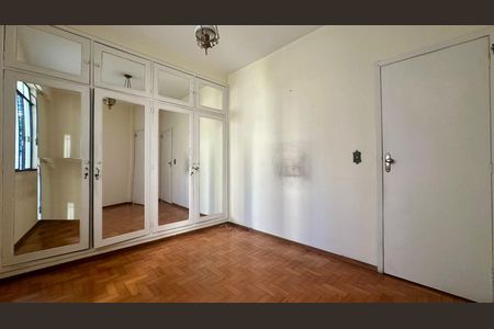 Quarto  de apartamento à venda com 3 quartos, 110m² em Lourdes, Belo Horizonte