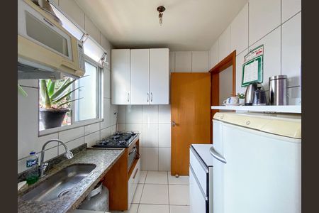 Apartamento à venda com 2 quartos, 50m² em Jardim Bandeirantes, Contagem