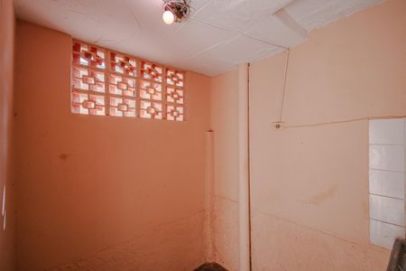 Casa à venda com 400m², 6 quartos e 2 vagas Casa à venda com 400m², 6 quartos e 2 vagasÁrea de Serviço Casa 2