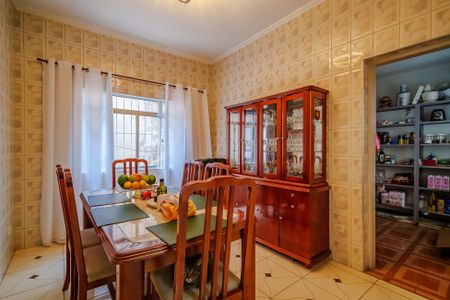 Casa à venda com 400m², 6 quartos e 2 vagas Casa à venda com 400m², 6 quartos e 2 vagasSala de Jantar