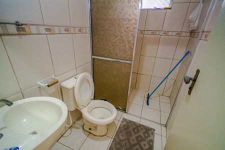 Casa à venda com 400m², 6 quartos e 2 vagas Casa à venda com 400m², 6 quartos e 2 vagasBanheiro Casa 2
