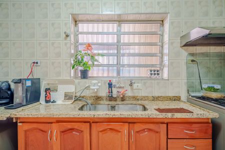 Casa à venda com 400m², 6 quartos e 2 vagas Casa à venda com 400m², 6 quartos e 2 vagasCozinha
