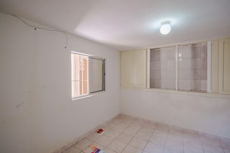 Casa à venda com 400m², 6 quartos e 2 vagas Casa à venda com 400m², 6 quartos e 2 vagasQuarto 2 Casa 2