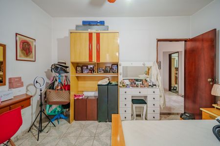 Casa à venda com 400m², 6 quartos e 2 vagas Casa à venda com 400m², 6 quartos e 2 vagasSuíte