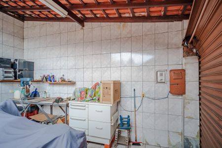 Casa à venda com 400m², 6 quartos e 2 vagas Casa à venda com 400m², 6 quartos e 2 vagasGaragem