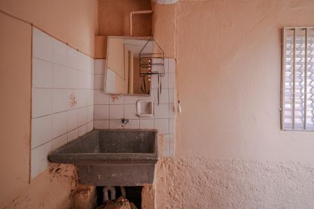 Casa à venda com 400m², 6 quartos e 2 vagas Casa à venda com 400m², 6 quartos e 2 vagasÁrea de Serviço Casa 2