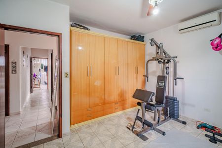 Casa à venda com 400m², 6 quartos e 2 vagas Casa à venda com 400m², 6 quartos e 2 vagasQuarto 1