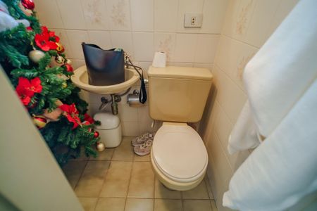 Casa à venda com 400m², 6 quartos e 2 vagas Casa à venda com 400m², 6 quartos e 2 vagasBanheiro 3