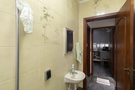 Banheiro 2 de casa à venda com 5 quartos, 302m² em Vila Albertina, São Paulo