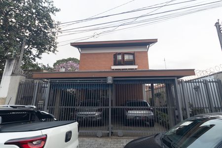 Fachada de casa à venda com 5 quartos, 302m² em Vila Albertina, São Paulo