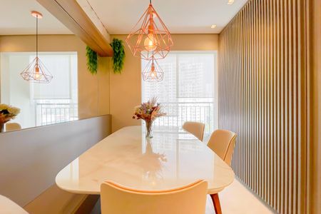 Sala de apartamento à venda com 2 quartos, 56m² em Continental, Osasco