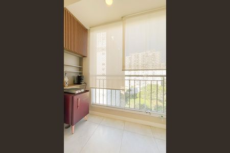 Sacada de apartamento à venda com 2 quartos, 56m² em Continental, Osasco