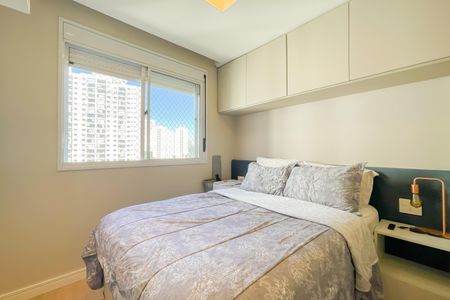 Suíte de apartamento à venda com 2 quartos, 56m² em Continental, Osasco