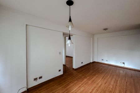 Apartamento à venda com 54m², 2 quartos e 1 vaga Apartamento à venda com 54m², 2 quartos e 1 vagaSala