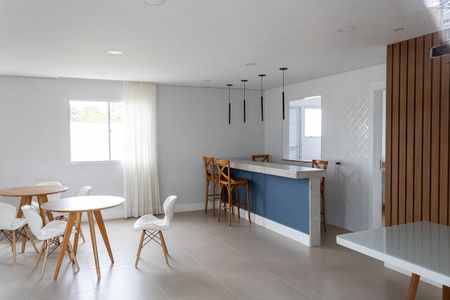 Apartamento para alugar com 45m², 2 quartos e sem vagaÁrea comum - Salão de festas