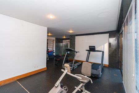 Apartamento à venda com 201m², 3 quartos e 4 vagas Apartamento à venda com 201m², 3 quartos e 4 vagasAcademia