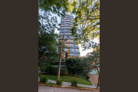 Apartamento à venda com 201m², 3 quartos e 4 vagas Apartamento à venda com 201m², 3 quartos e 4 vagasFachada