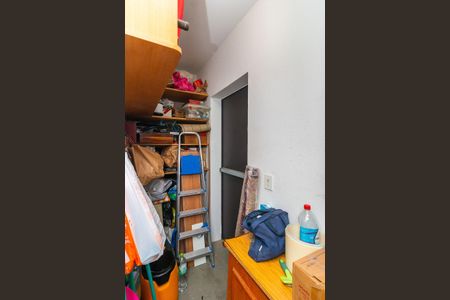 Apartamento à venda com 201m², 3 quartos e 4 vagas Apartamento à venda com 201m², 3 quartos e 4 vagasÁrea de Serviço