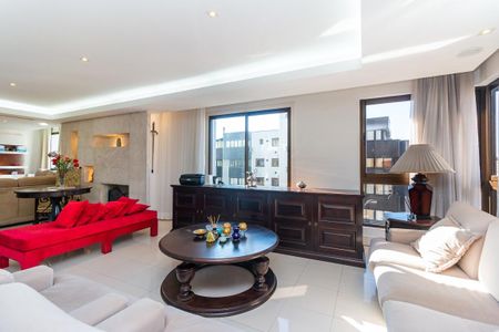 Apartamento à venda com 201m², 3 quartos e 4 vagas Apartamento à venda com 201m², 3 quartos e 4 vagasSala