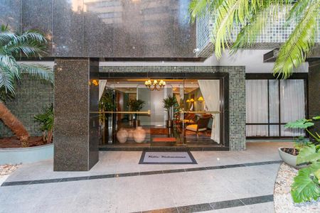 Apartamento à venda com 201m², 3 quartos e 4 vagas Apartamento à venda com 201m², 3 quartos e 4 vagasÁrea Externa