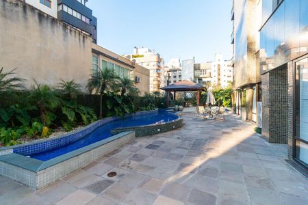 Apartamento à venda com 201m², 3 quartos e 4 vagas Apartamento à venda com 201m², 3 quartos e 4 vagasPiscina
