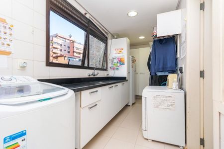 Apartamento à venda com 201m², 3 quartos e 4 vagas Apartamento à venda com 201m², 3 quartos e 4 vagasÁrea de Serviço
