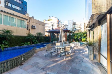 Apartamento à venda com 201m², 3 quartos e 4 vagas Apartamento à venda com 201m², 3 quartos e 4 vagasPiscina
