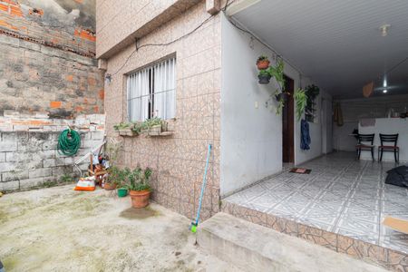 Quintal de casa à venda com 2 quartos, 125m² em Jardim Roberto, Osasco