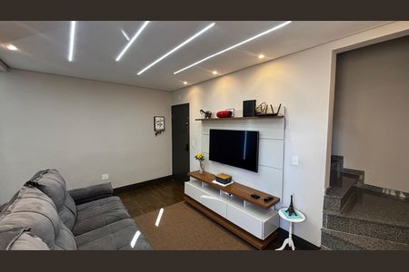 Apartamento para alugar com 155m², 3 quartos e 2 vagas Apartamento para alugar com 155m², 3 quartos e 2 vagasSala