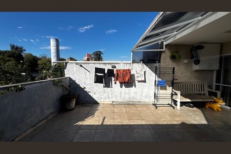 Apartamento para alugar com 155m², 3 quartos e 2 vagas Apartamento para alugar com 155m², 3 quartos e 2 vagasCobertura