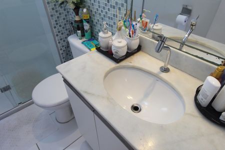 Apartamento para alugar com 72m², 3 quartos e 2 vagasBanheiro da Suite