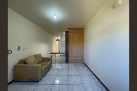 Casa para alugar com 75m², 3 quartos e 1 vaga