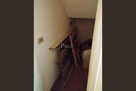 Casa à venda com 102m², 2 quartos e 1 vaga