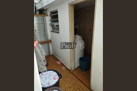 Casa à venda com 102m², 2 quartos e 1 vaga