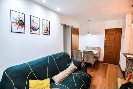 Apartamento à venda com 46m², 2 quartos e sem vaga Apartamento à venda com 46m², 2 quartos e sem vagaSala