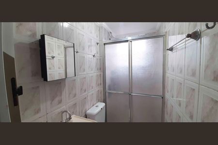 Banheiro de apartamento para alugar com 1 quarto, 44m² em Mutinga, Osasco