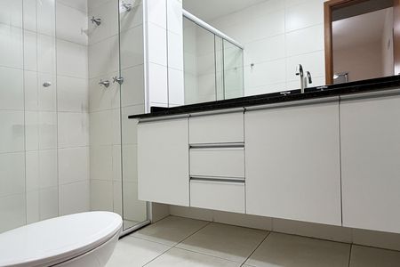 Apartamento para alugar com 82m², 2 quartos e 2 vagasBanheiro da Suíte