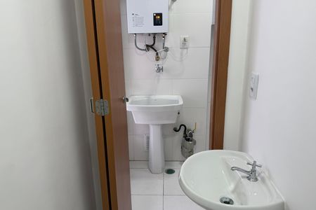 Apartamento para alugar com 82m², 2 quartos e 2 vagasBanheiro de serviço