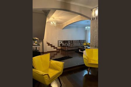 Casa à venda com 3 quartos, 243m² em Nova Gerti, São Caetano do Sul