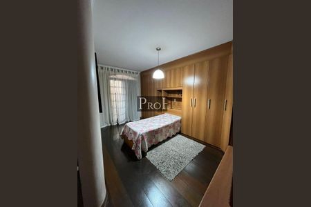 Casa à venda com 3 quartos, 243m² em Nova Gerti, São Caetano do Sul