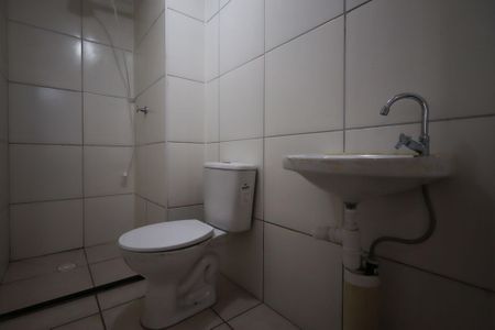 Apartamento para alugar com 34m², 2 quartos e sem vaga Apartamento para alugar com 34m², 2 quartos e sem vagaBanheiro