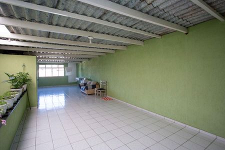 Casa à venda com 300m², 6 quartos e 2 vagasSalão 