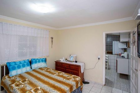 Casa à venda com 300m², 6 quartos e 2 vagasQuarto Suite